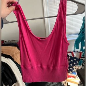 Medium hot pink cropped